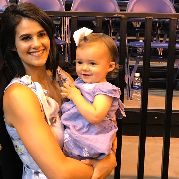 Meet your Posher, Ashley - Picture 1 of 1